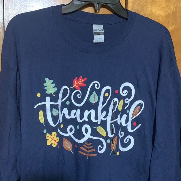 GILDAN- Thankful Long Sleeve Shirt.🍁 - Picture 2 of 7